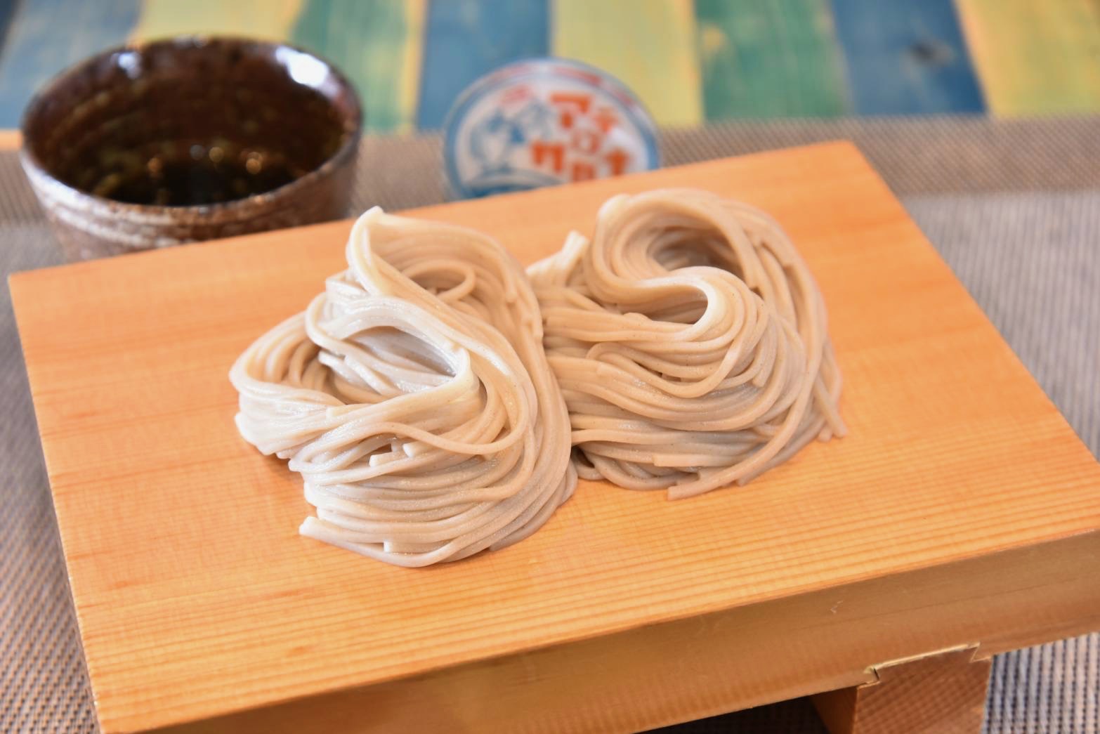 新鮮な海の幸と心温まるお蕎麦が楽しめる居酒屋